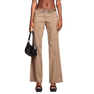 I AM GIA CARGO PANTS IN TAN • NWOT